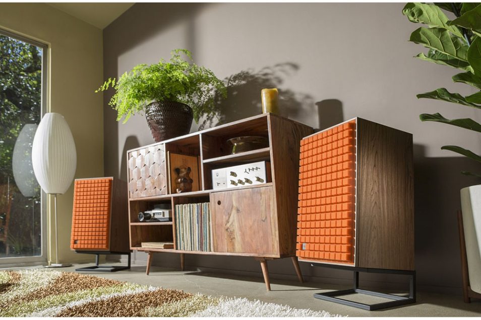 JBL L100